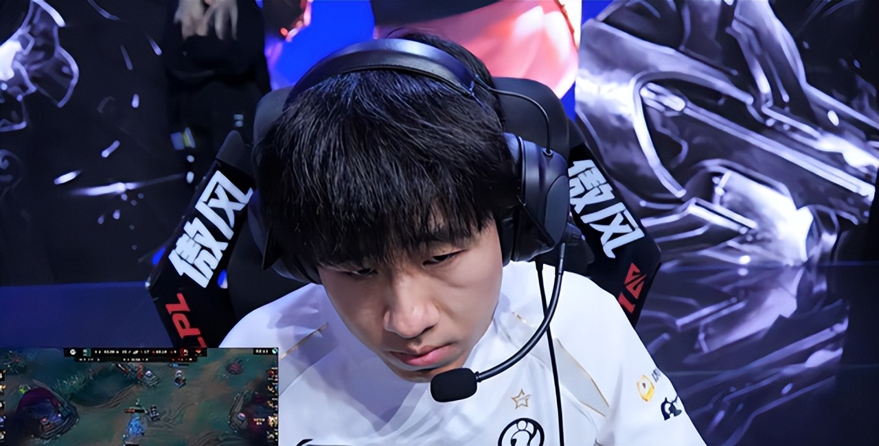 LPL又一概念神诞生！拿五杀如喝水独占LPL史一，赛后采访成亮点